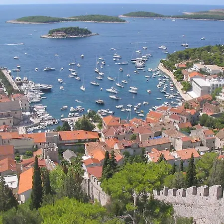 San Giovanni Lejlighed Hvar Town